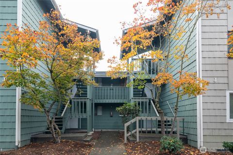 Photo of 3430 I Street NE #J101, Auburn, WA 98002 (MLS # 2448291) Photo of 3430 I Street NE #J101, Auburn, WA 98002 (MLS # 2448291)