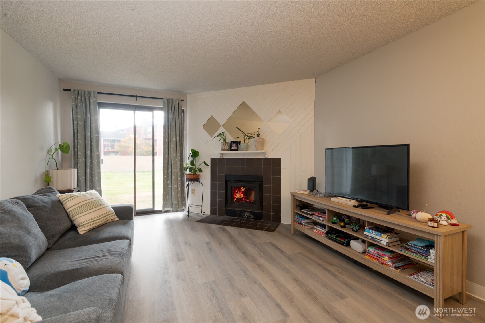 3430 I Street NE J101