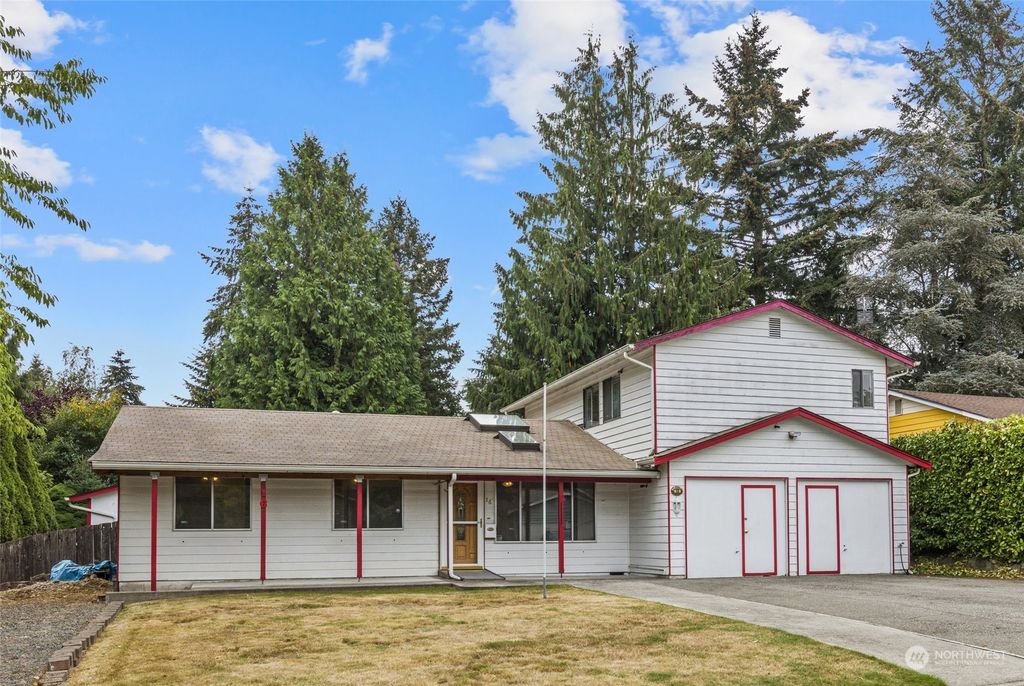 Photo of 16 222nd Street SW, Bothell, WA 98021 (MLS # 2002930)