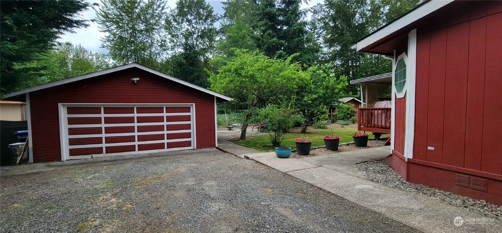Photo of 36651 44th Avenue S, Auburn, WA 98001 (MLS # 2128416)