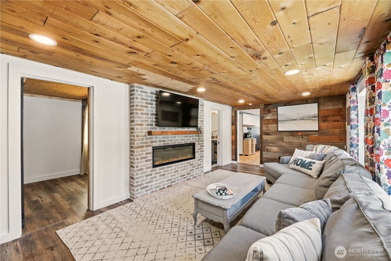 5552 Campbell Road