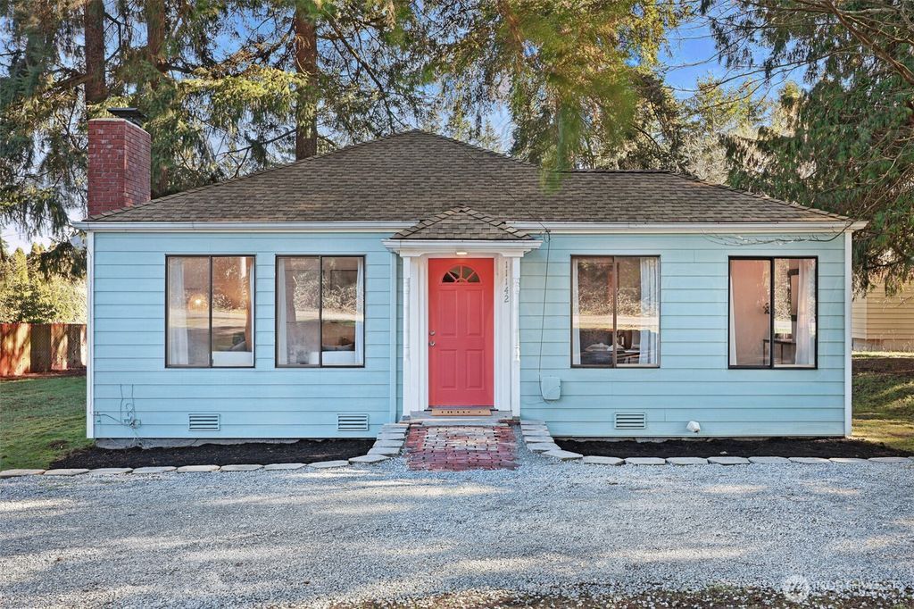 Photo of 11142 8th Place S, Seattle, WA 98168 (MLS # 2479022)