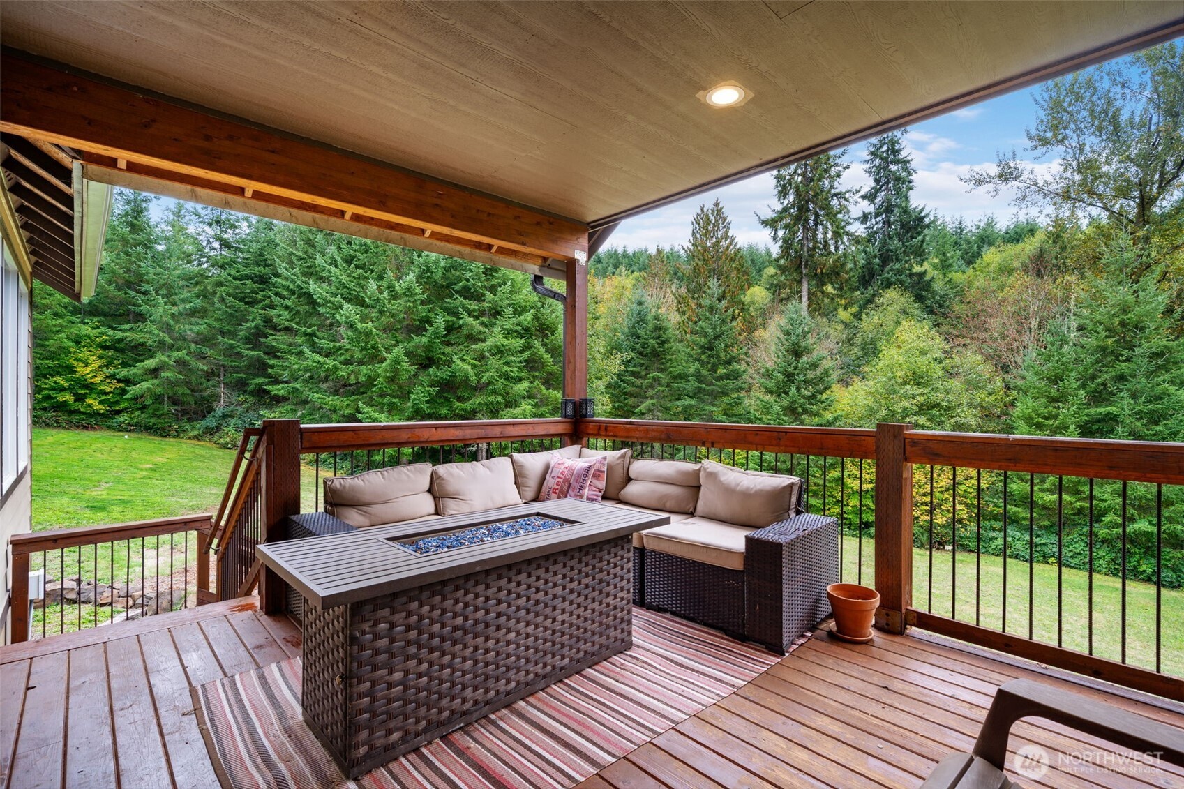 100 Thimbleberry Drive