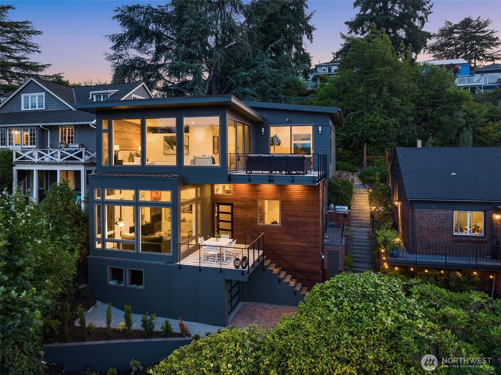 Photo of 3925 48th Avenue S, Seattle, WA 98118 (MLS # 2438756)