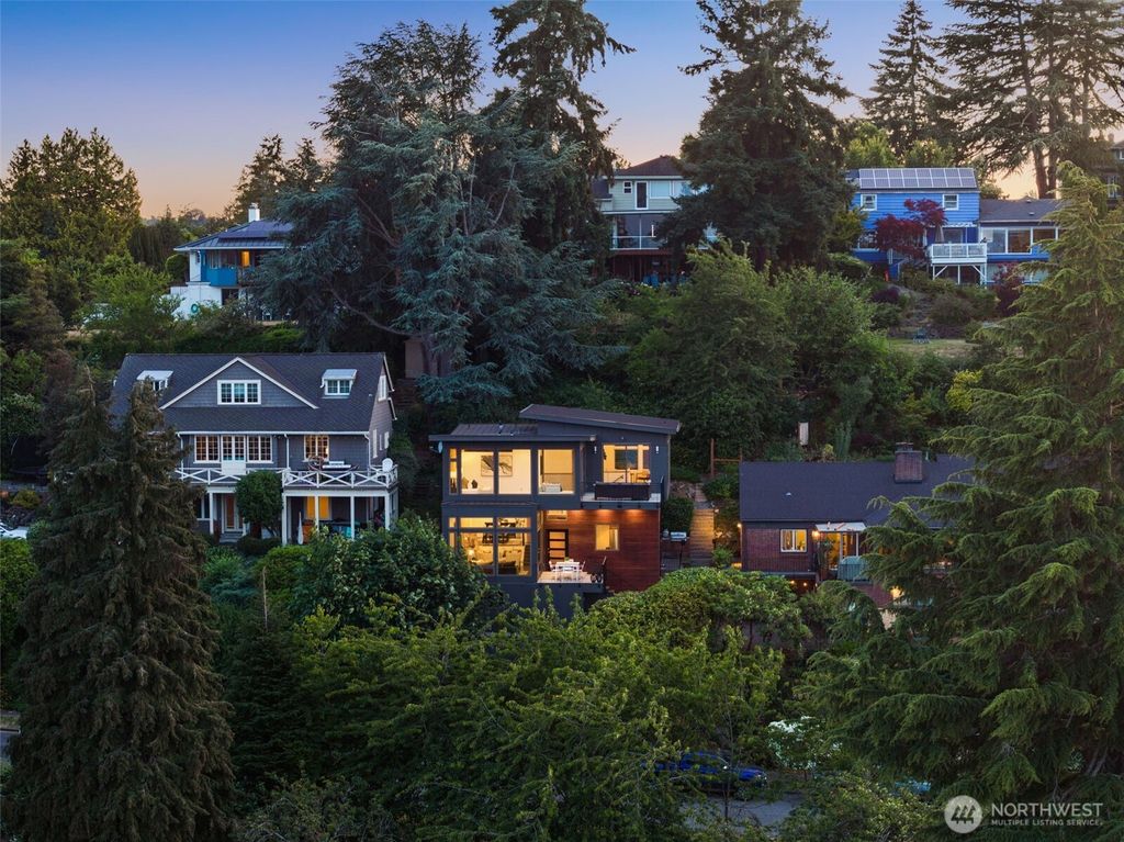 Photo of 3925 48th Avenue S, Seattle, WA 98118 (MLS # 2438756)