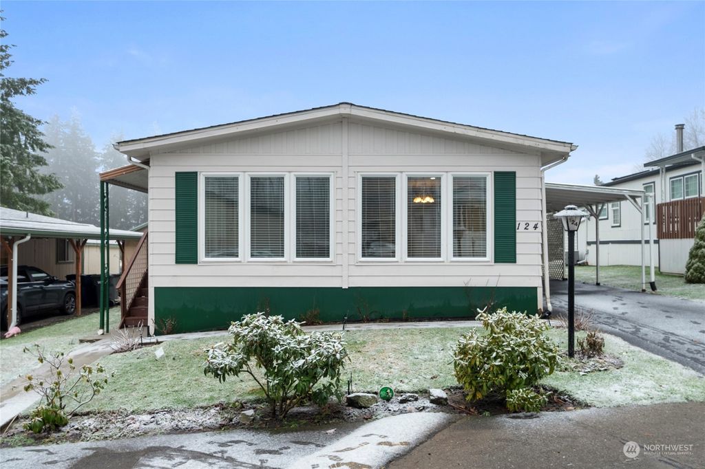 Photo of 28000 NE 142nd Place #124, Duvall, WA 98019 (MLS # 2192506)