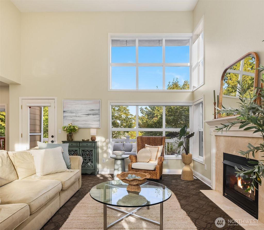 Photo of 12046 89th Place NE, Kirkland, WA 98034 (MLS # 2431675)