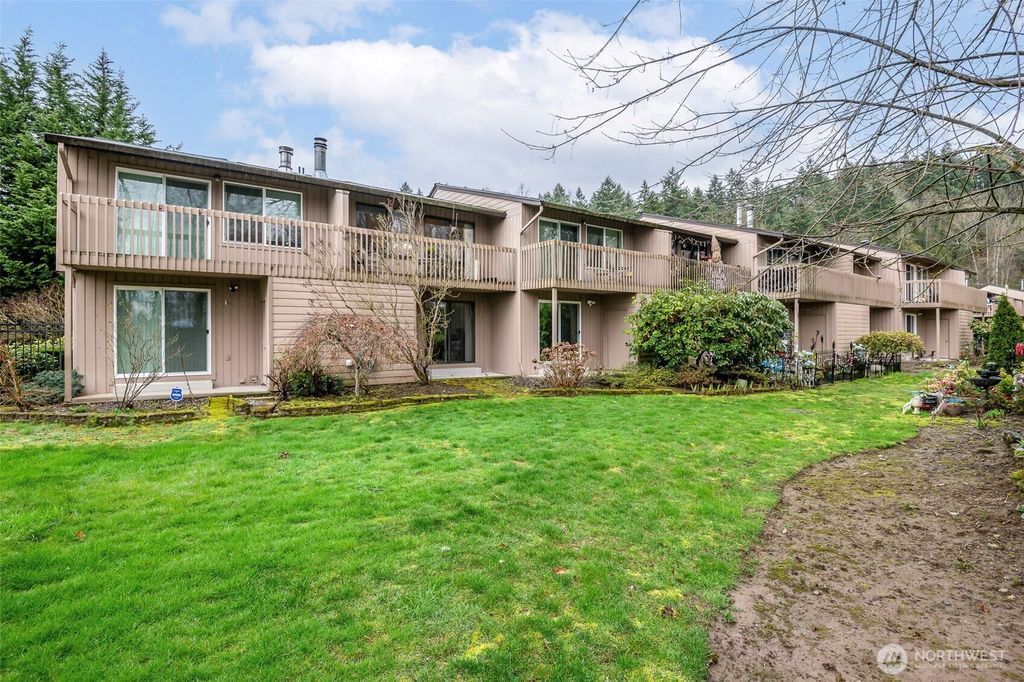 Photo of 8521 S 259th Street #B-15, Kent, WA 98030 (MLS # 2481744)