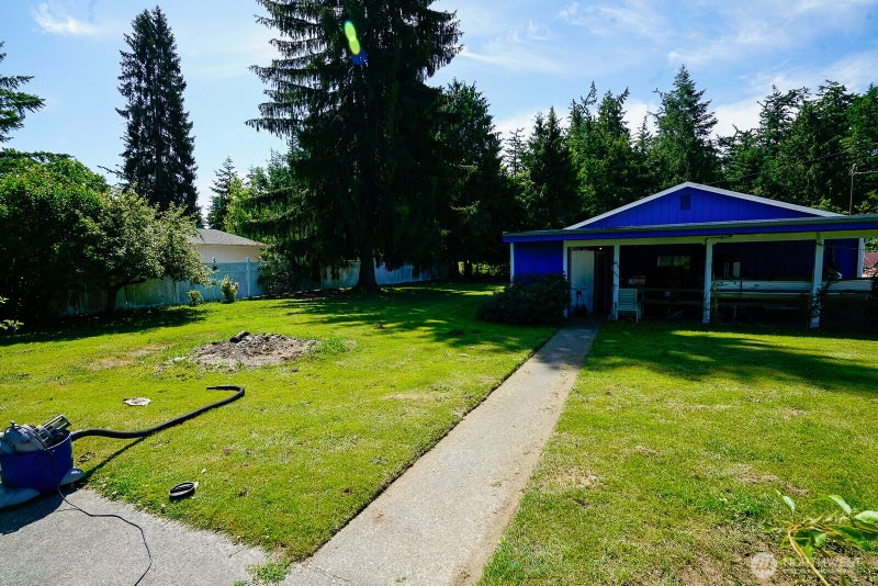1245 W Axton Road
