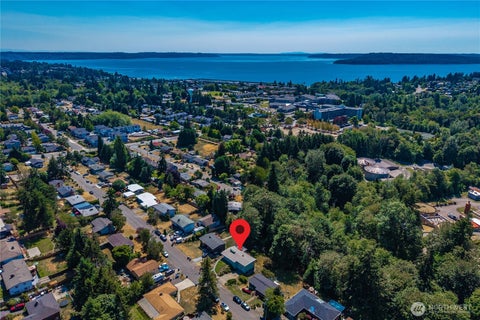 Photo of 21239 14th Avenue S, Des Moines, WA 98198 (MLS # 2555287)