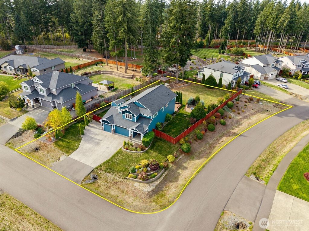 Photo of 4749 Waxwing Court NE, Lacey, WA 98516 (MLS # 2443379)