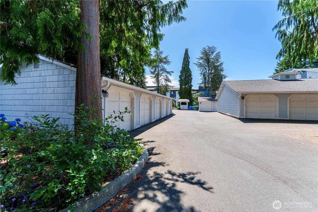 Photo of 907 N 163rd Street #A32, Shoreline, WA 98133 (MLS # 2535538)