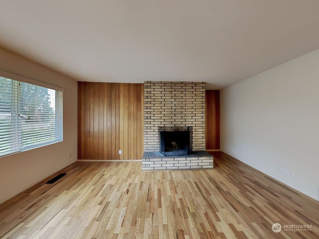 Photo of 12627 Beacon Avenue S, Seattle, WA 98178 (MLS # 2070627)