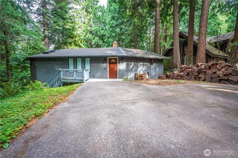 Photo of 13 N Summit Drive, Bellingham, WA 98229 (MLS # 2533921)