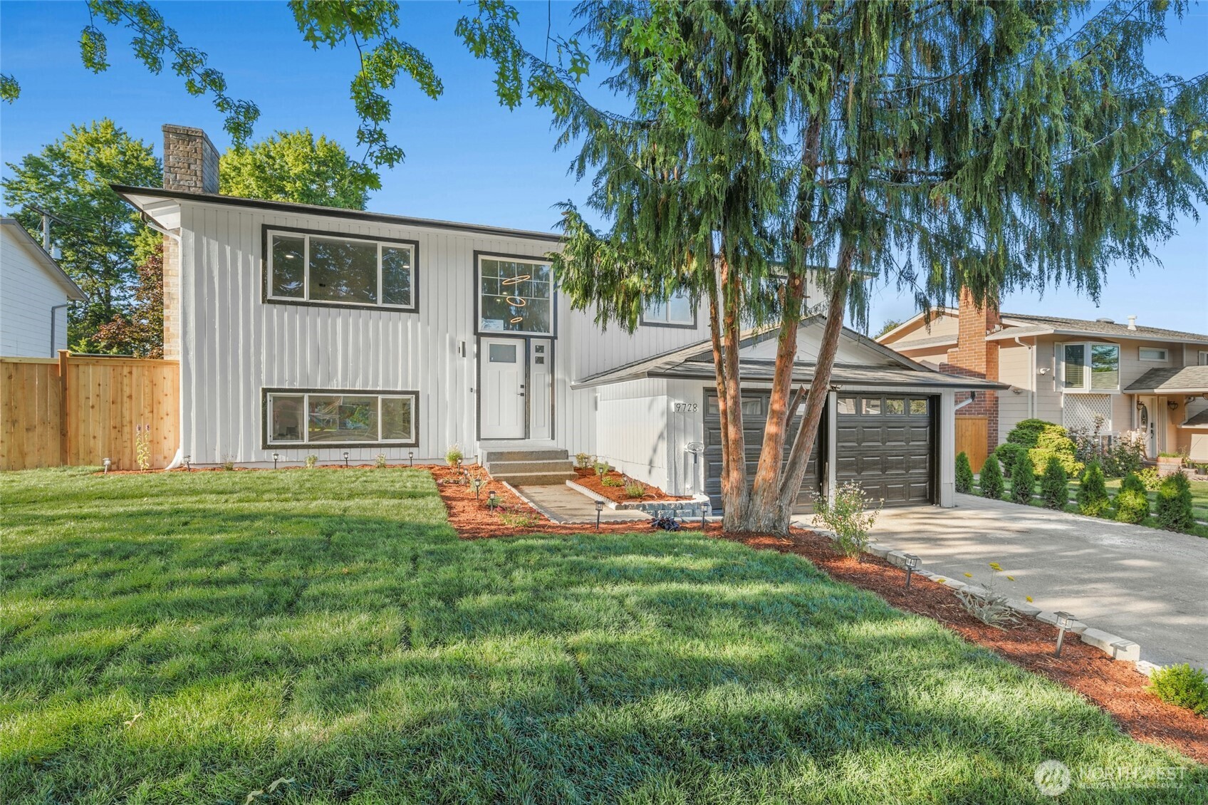 9728 S 239th Place