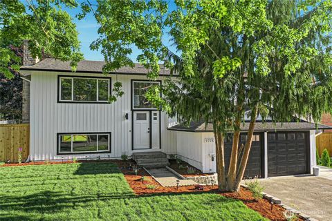 Photo of 9728 S 239th Place, Kent, WA 98031 (MLS # 2424027)