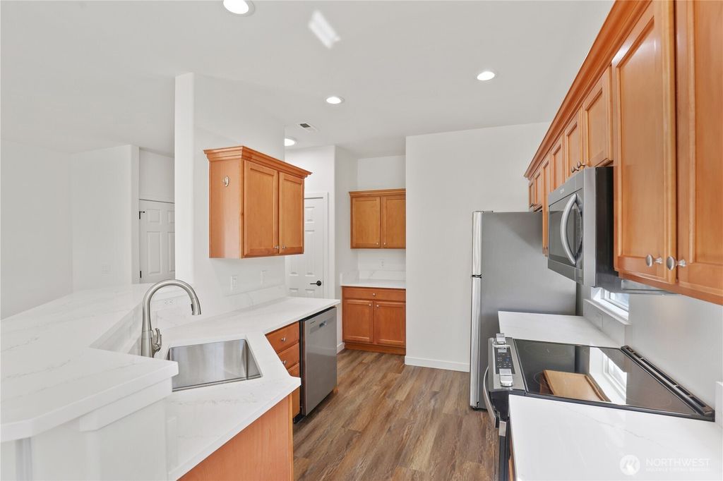 Photo of 2711 SE 10th Street #1099, Renton, WA 98058 (MLS # 2406513)