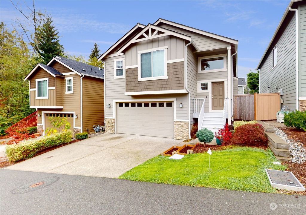 Photo of 2217 147th Street SW, Lynnwood, WA 98087 (MLS # 2170048)