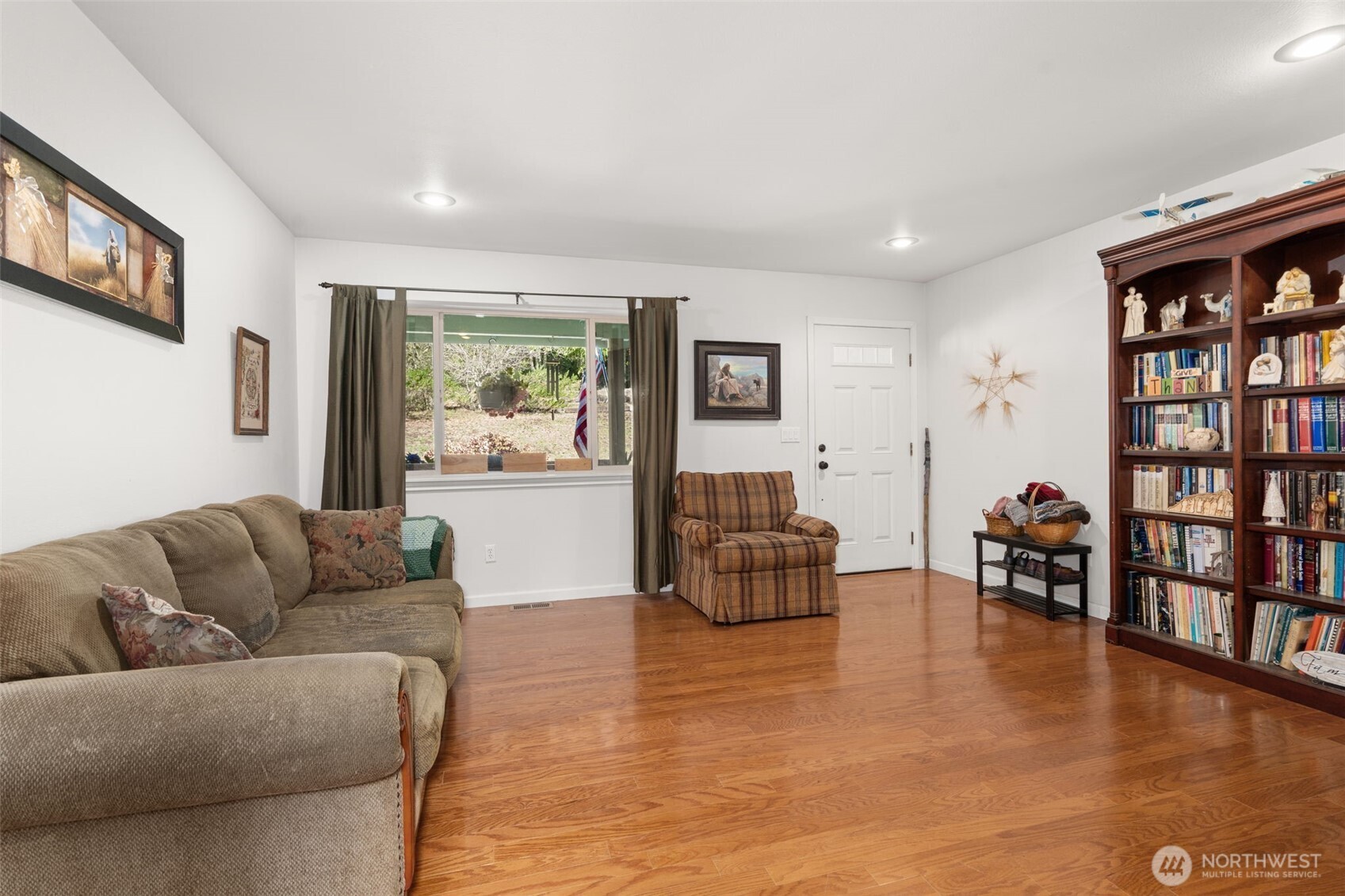 27 Otter Lane
