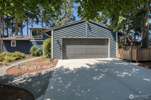 Photo of 3530 71st Avenue W, University Place, WA 98466 (MLS # 2556211)