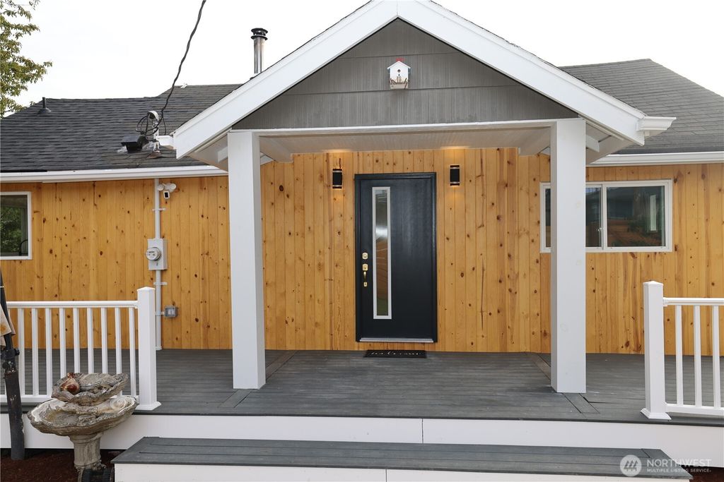 Photo of 13422 22nd Avenue S, SeaTac, WA 98168 (MLS # 2439537)