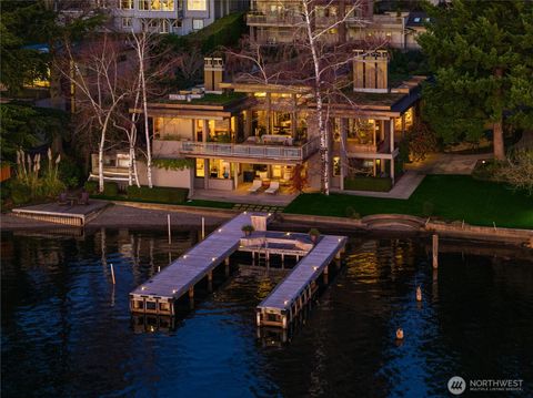 Photo of 3101 W Laurelhurst Drive NE, Seattle, WA 98105 (MLS # 2527727)