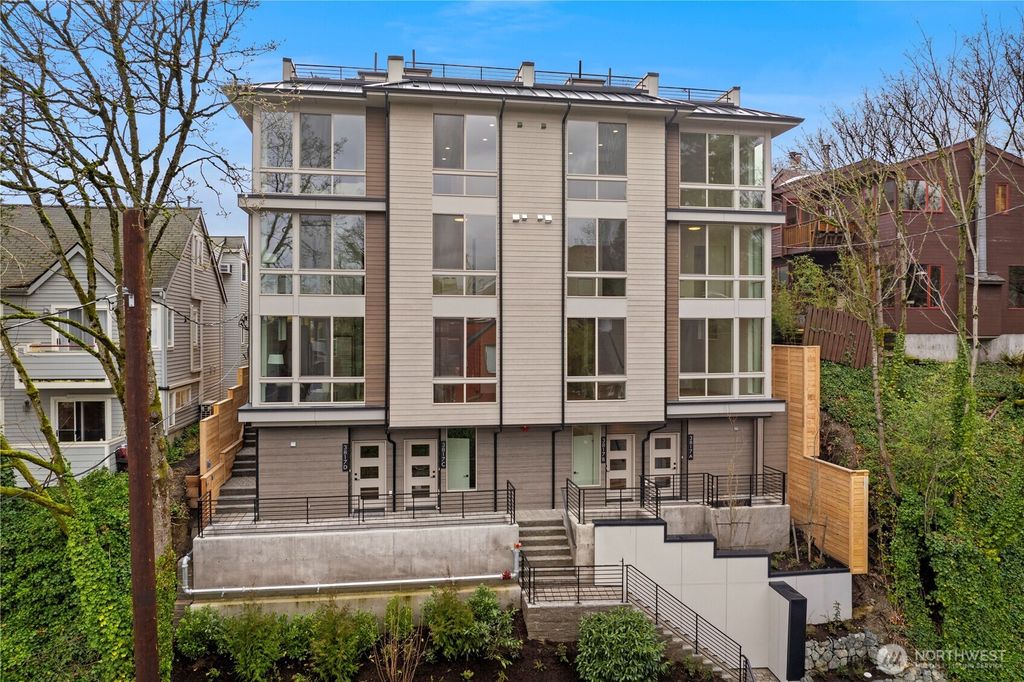 Photo of 3817 B Fremont Avenue N, Seattle, WA 98103 (MLS # 2494899)