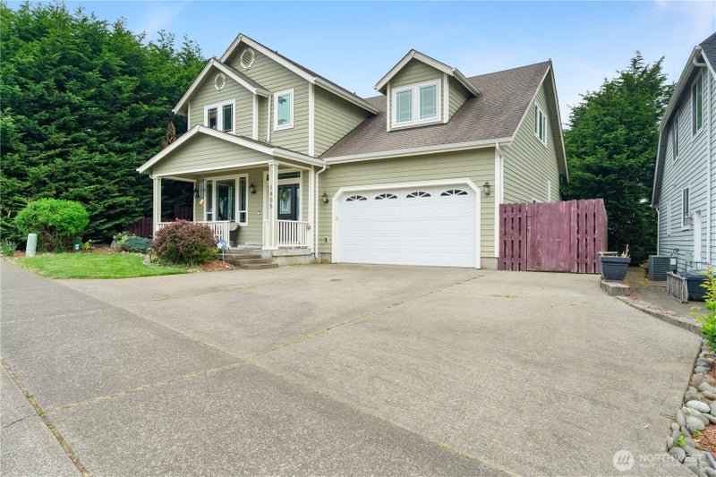 1405 Grays Pointe Lane
