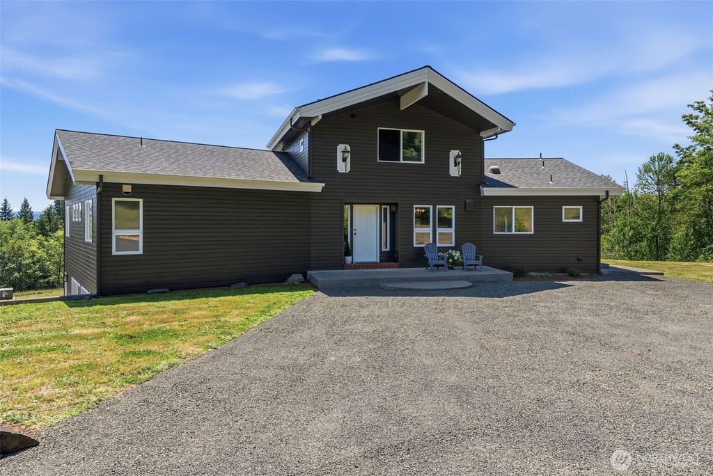 Photo of 262 Bunker Hill Road, Longview, WA 98632 (MLS # 2550437)