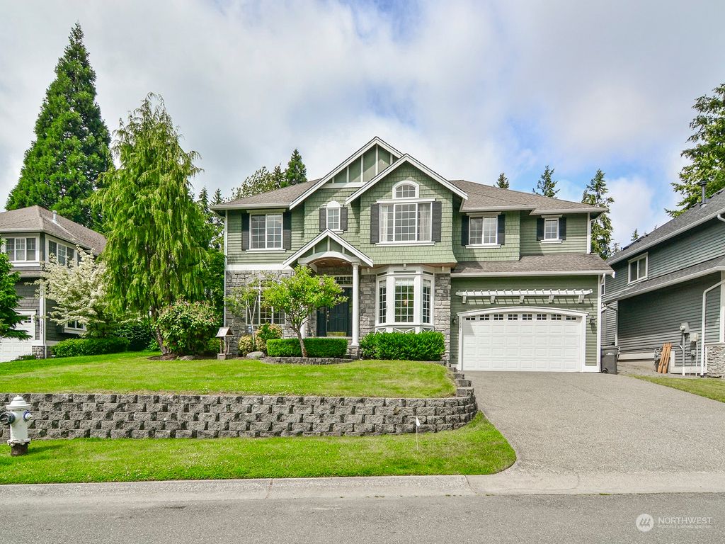 Photo of 13331 88TH Place NE, Kirkland, WA 98034 (MLS # 2235362)