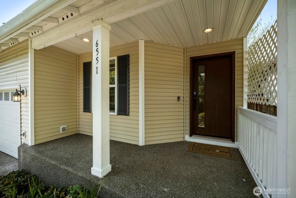 Photo of 6551 17th Ave Avenue SW, Seattle, WA 98106 (MLS # 2506731)