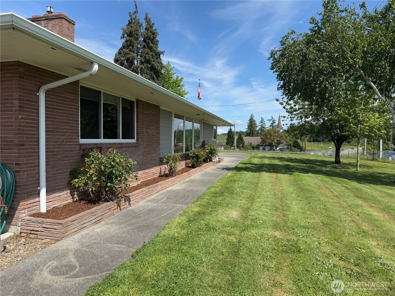 851 Heichel Road