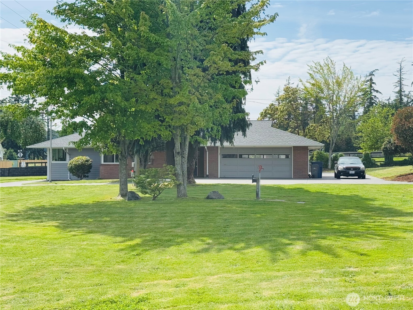 851 Heichel Road