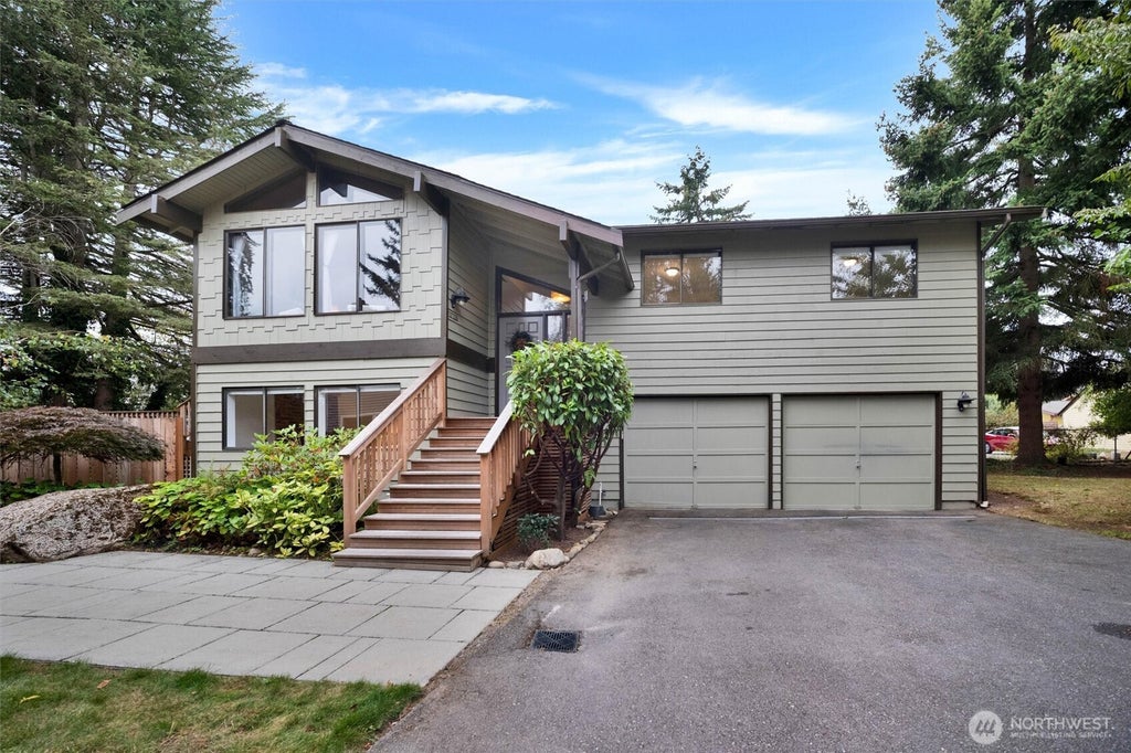 Photo of 13732 A Corliss Avenue N, Seattle, WA 98133 (MLS # 2585220)