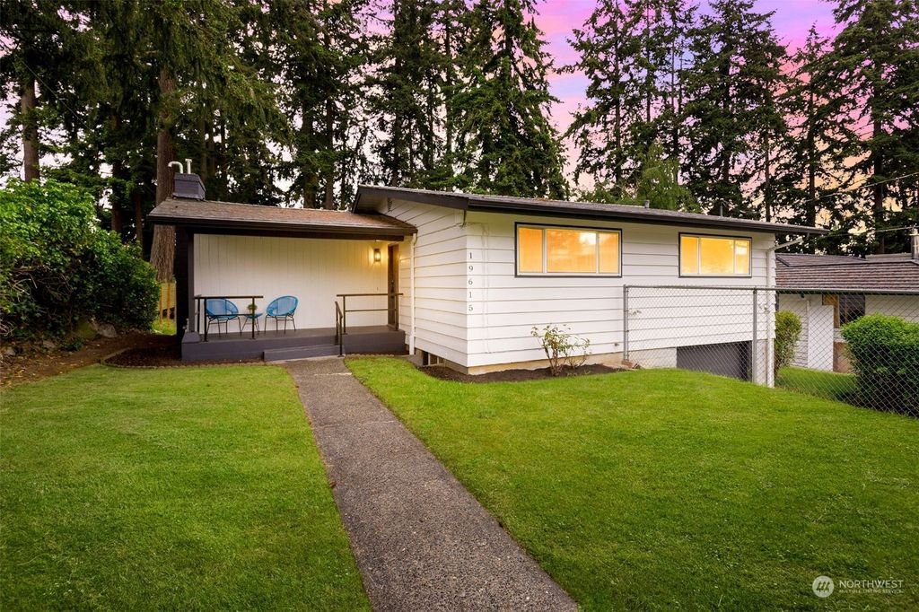 Photo of 19615 N Ashworth Avenue, Shoreline, WA 98133 (MLS # 2243642)