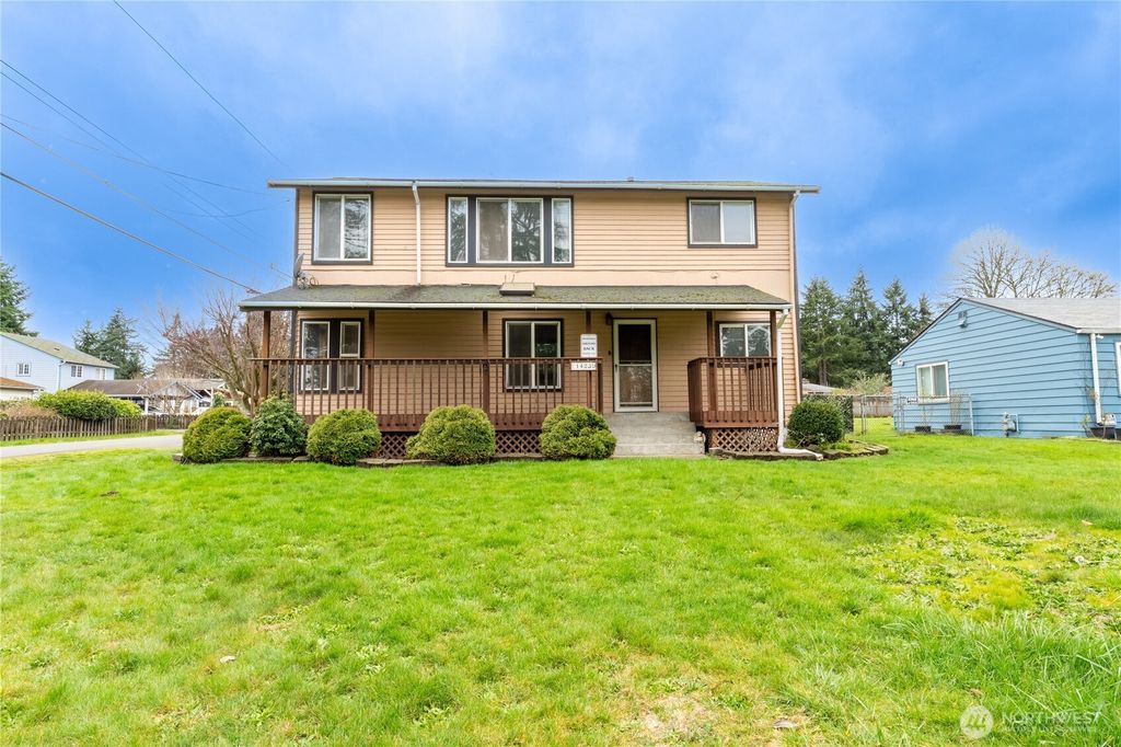 Photo of 14239 8th Avenue S, Burien, WA 98168 (MLS # 2491562)