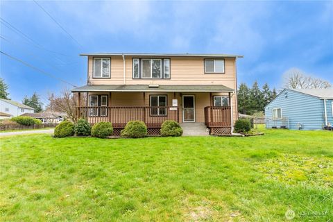 Photo of 14239 8th Avenue S, Burien, WA 98168 (MLS # 2491562)