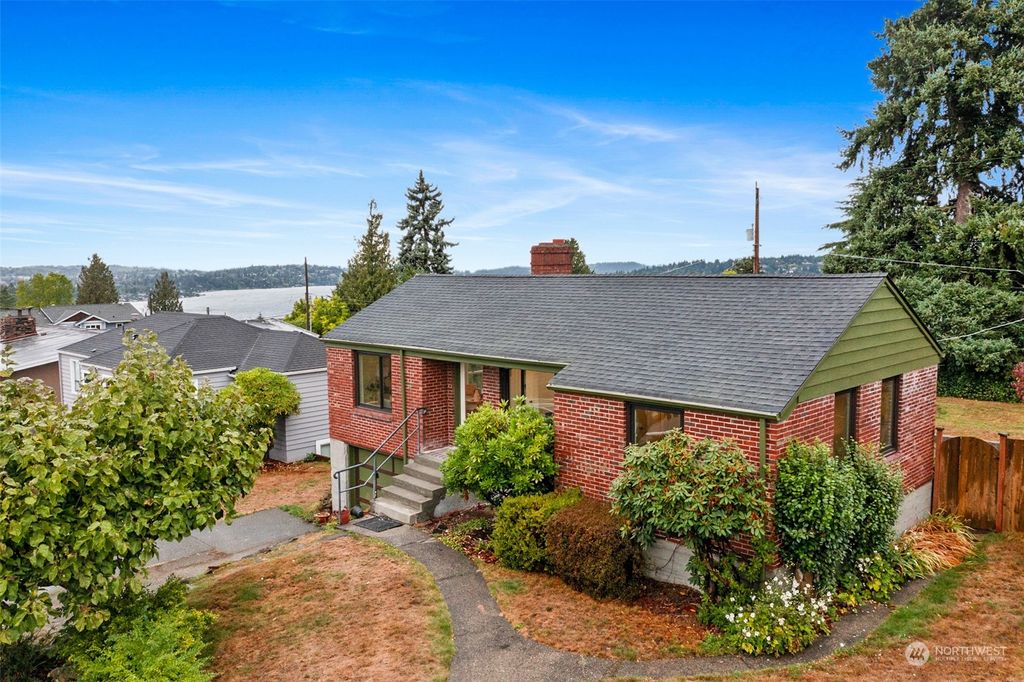 Photo of 10816 Cornell Avenue S, Seattle, WA 98178 (MLS # 2164124)