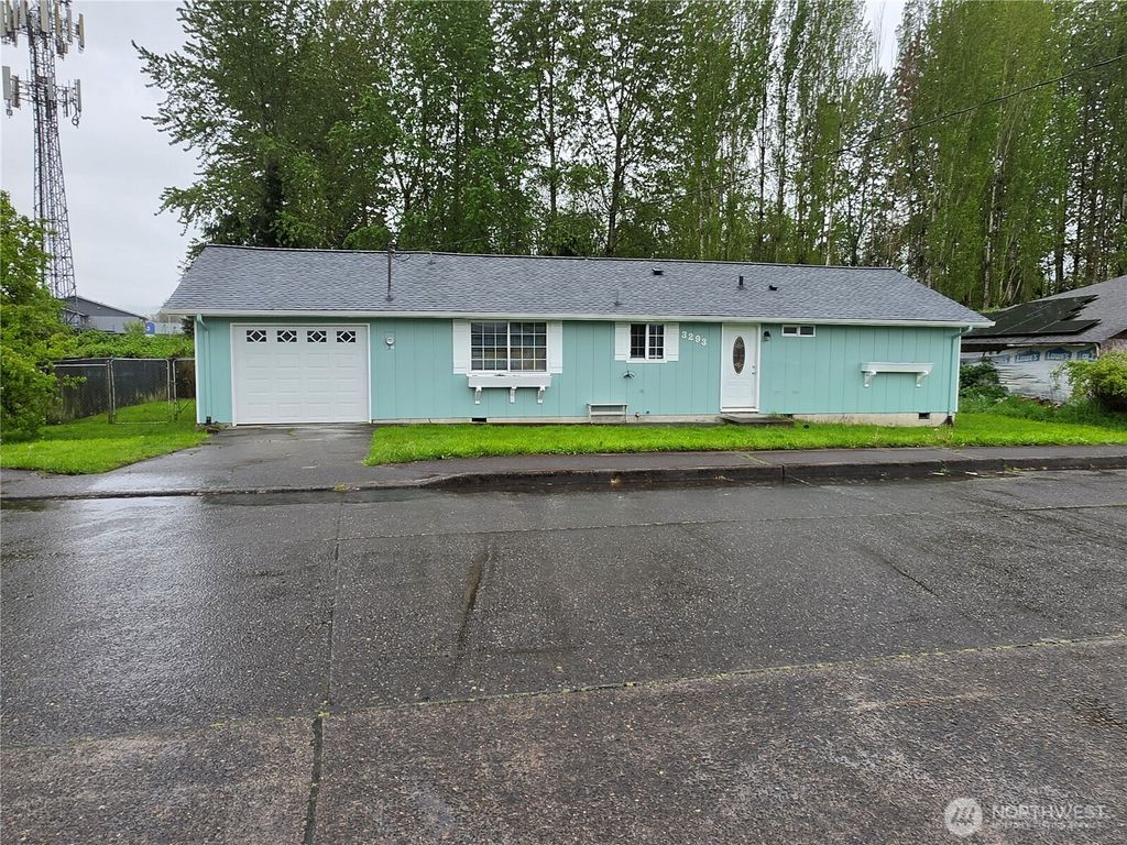 Photo of 3293 Olive Way, Longview, WA 98632 (MLS # 2514693)