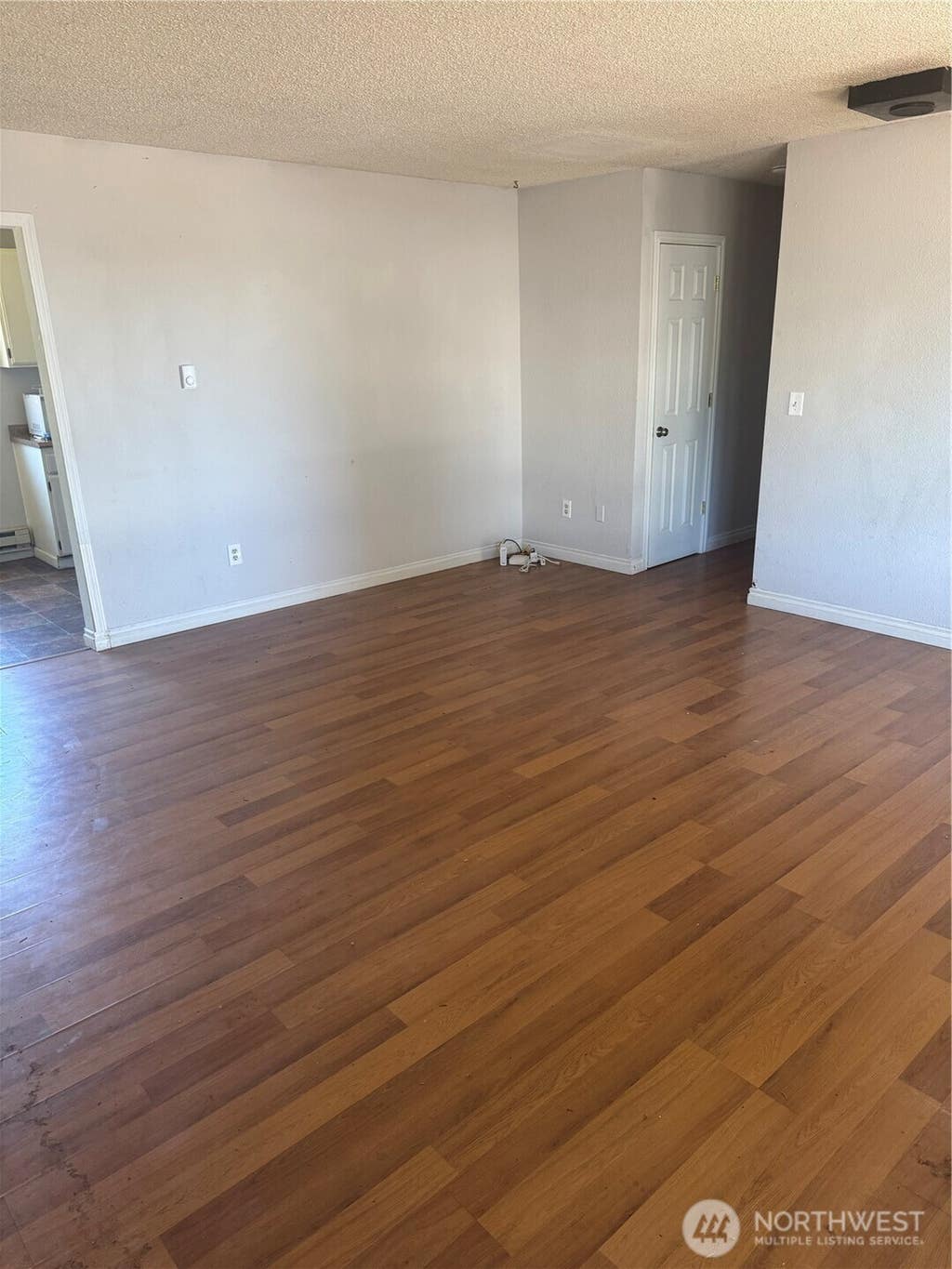 Photo of 412 S Washington ST, Goldendale, WA 98620 (MLS # 2567939)