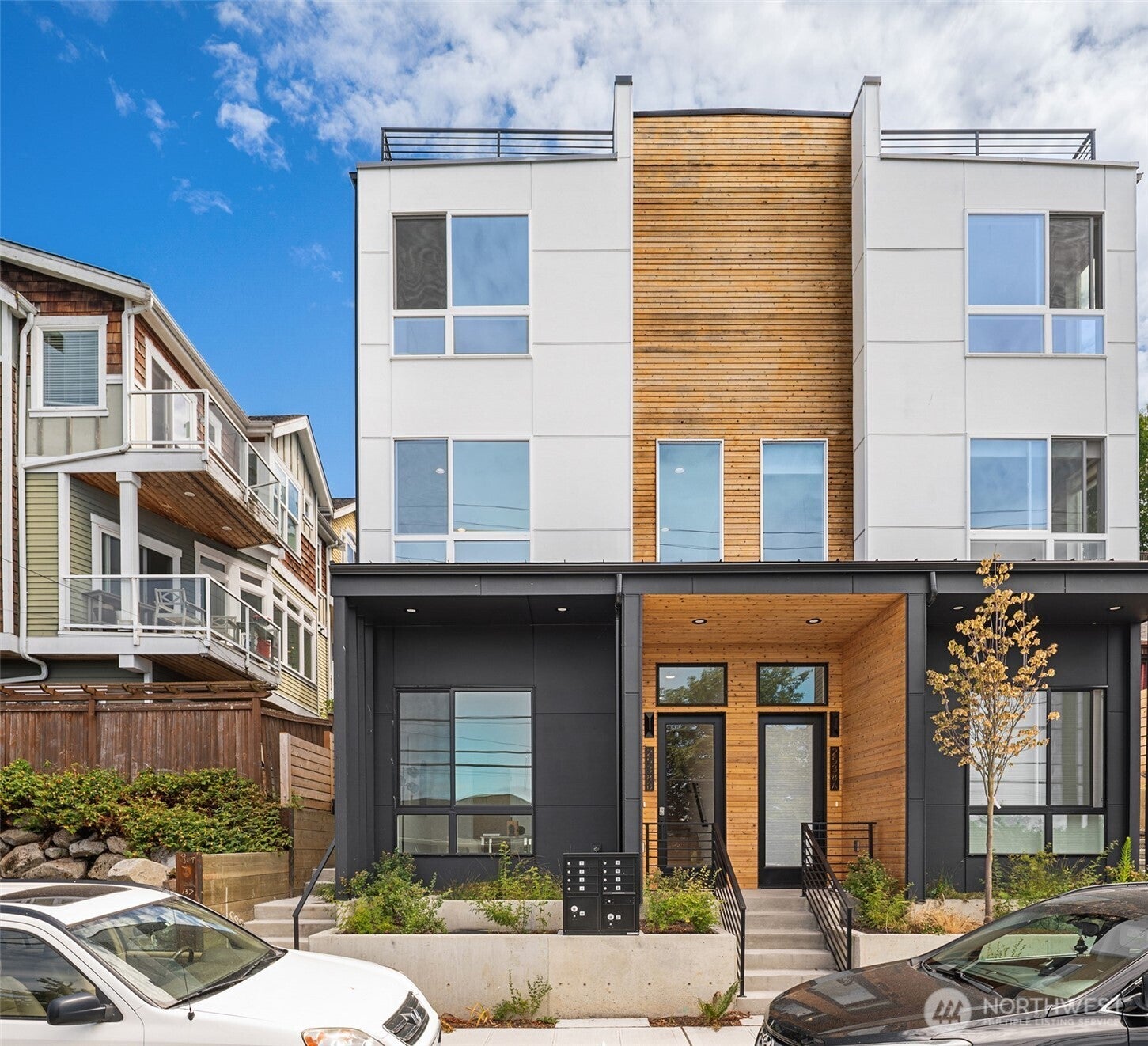 2538 14th Avenue W B