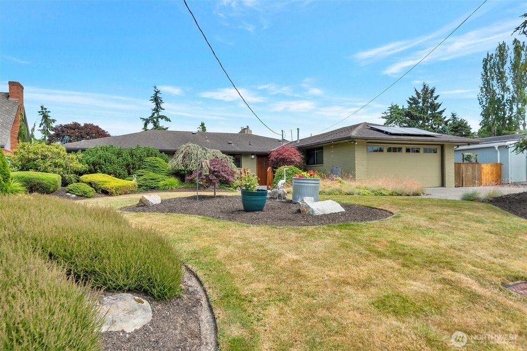 Photo of 511 Wetmore Avenue, Everett, WA 98201 (MLS # 2401878)
