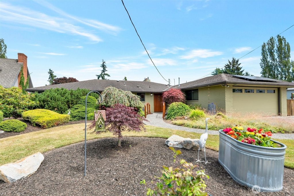 Photo of 511 Wetmore Avenue, Everett, WA 98201 (MLS # 2401878)