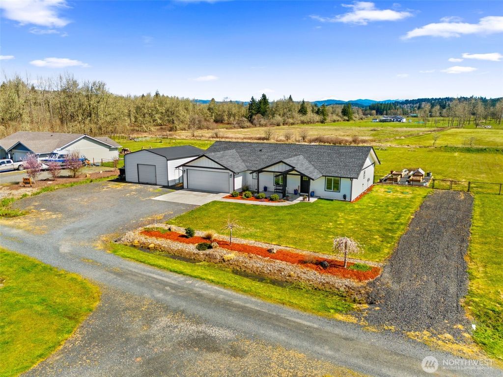 Photo of 136 Faun Rae Lane, Chehalis, WA 98532 (MLS # 2503131)