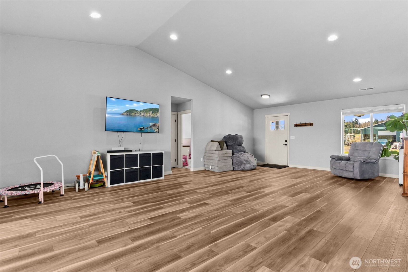 136 Faun Rae Lane