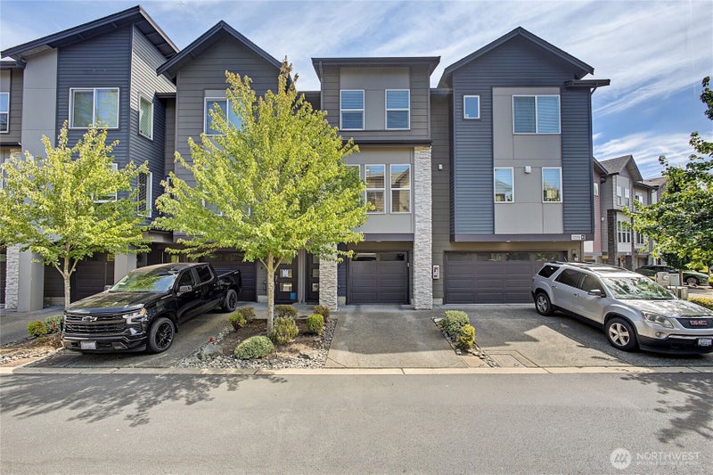 12915 20th Dr W F