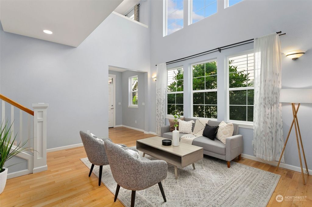Photo of 18226 NE 111th Street, Redmond, WA 98052 (MLS # 2138328)