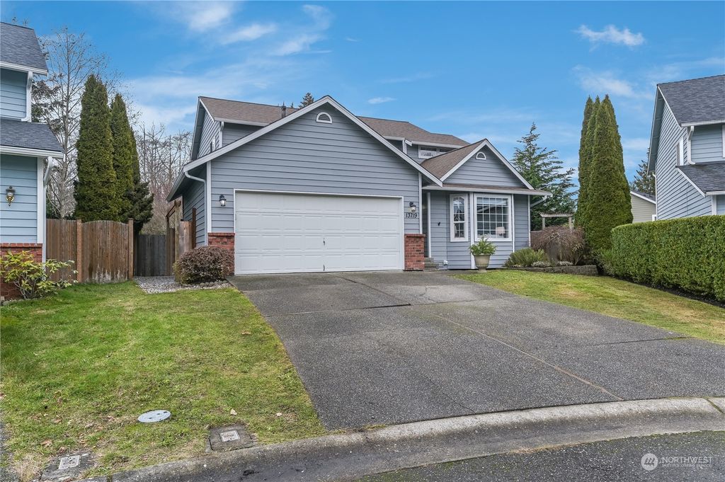 Photo of 13719 36th Place W, Lynnwood, WA 98087 (MLS # 2025244)