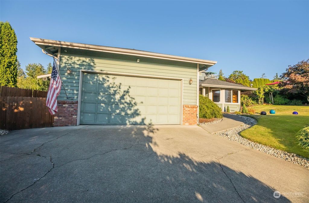 Photo of 19231 95th Avenue NW, Stanwood, WA 98292 (MLS # 2146939)