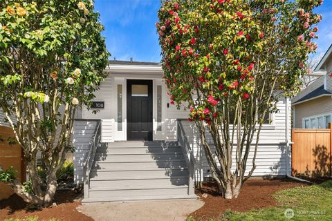 108 NE 50th Street Seattle WA 98105